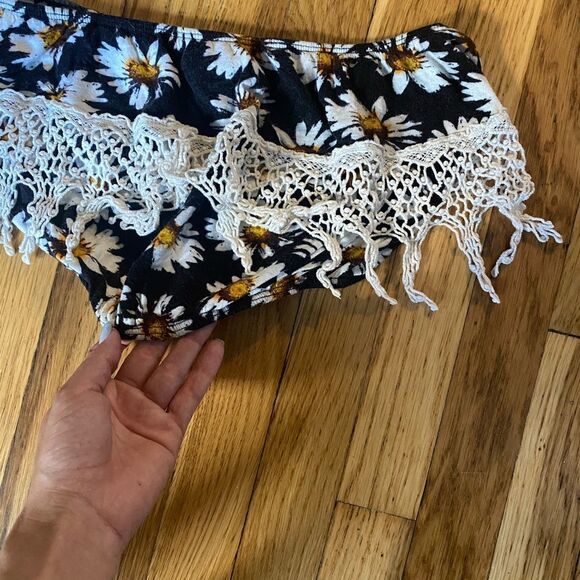 90’s floral Wet Seal fringe crop top size Medium - Picture 2 of 5